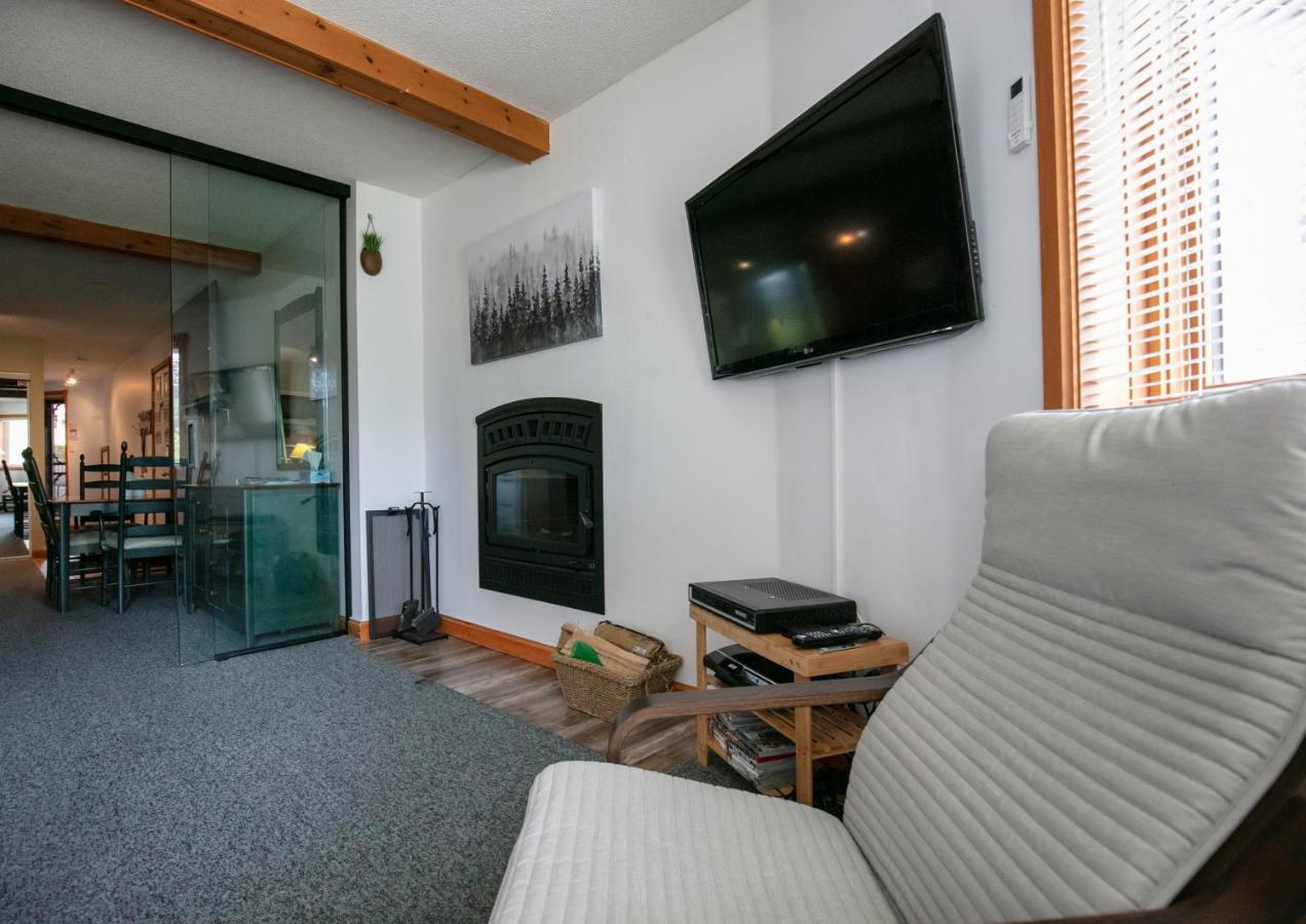 Escapade Pinoteau Tremblant Getaway Apartment Монт-Тремблант Екстериор снимка